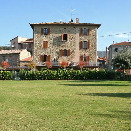 Sleeps 4 Air Con T239908